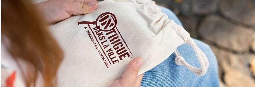 Intrigue dans la ville of Pernes-les-Fontaines