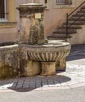 Fontaine des Minimes, Bédarrides