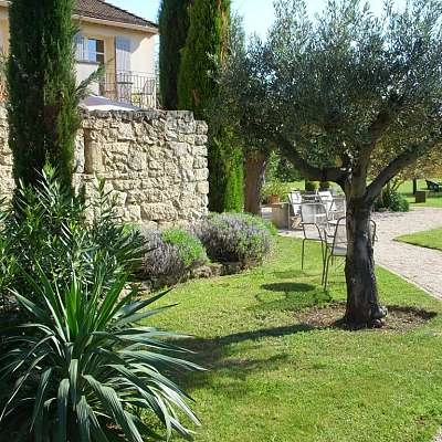 Le Mas Les Fleurs d'Hilaire 'Le Crillon' ★★