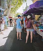 Marché provençal de Pernes les Fontaines_Pernes-les-Fontaines