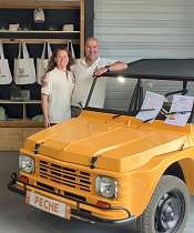 Florence et Sébastien vous accueillent chez Provence Heritage Cars.